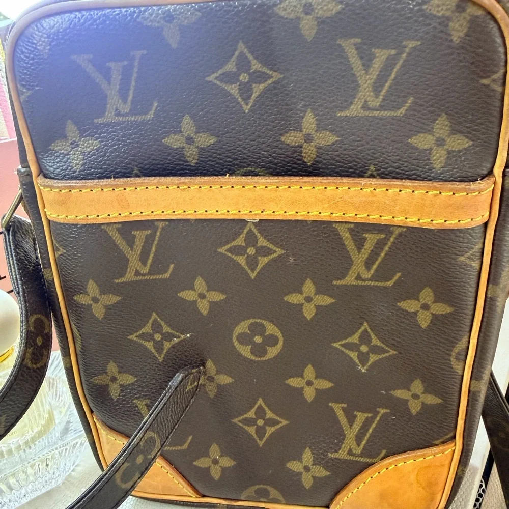 Louis Vuitton Danube crossbody Monogram Messenger Bag - Brown/Tan Leather Trim